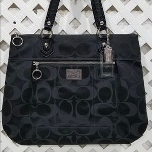 Authentic Coach Poppy Signature Handbag in Black